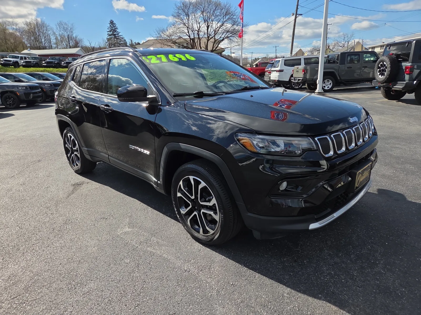 Black 2022 Jeep Compass Limited for sale in Hamburg, PA