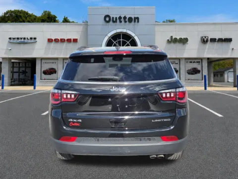 More photos of 2022 Jeep Compass Limited at Outten Chrysler Dodge Jeep RAM of Hamburg, PA