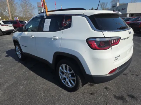 More photos of 2022 Jeep Compass Latitude Lux at Outten Chrysler Dodge Jeep RAM of Hamburg, PA