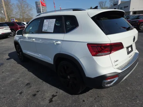 More photos of 2023 Volkswagen Taos SEL at Outten Chrysler Dodge Jeep RAM of Hamburg, PA