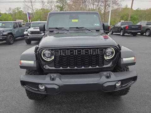 More photos of 2026 Jeep Gladiator Willys at Outten Chrysler Dodge Jeep RAM of Hamburg, PA