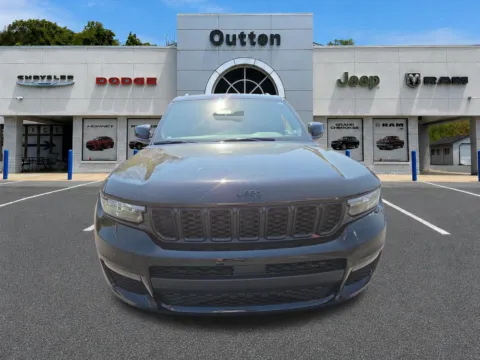 More photos of 2026 Jeep Grand Cherokee Laredo Altitude at Outten Chrysler Dodge Jeep RAM of Hamburg, PA