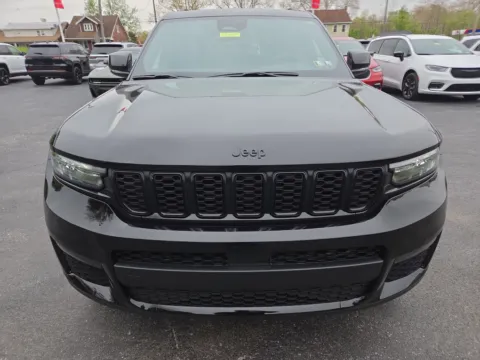More photos of 2025 Jeep Grand Cherokee L Limited at Outten Chrysler Dodge Jeep RAM of Hamburg, PA