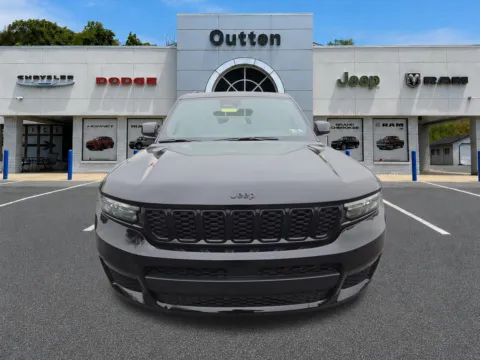 More photos of 2025 Jeep Grand Cherokee L Limited at Outten Chrysler Dodge Jeep RAM of Hamburg, PA