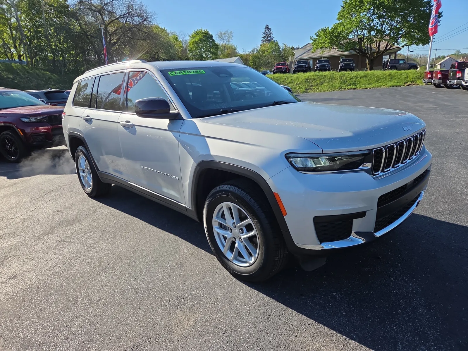 Silver 2023 Jeep Grand Cherokee L Laredo for sale in Hamburg, PA