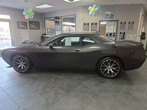 More photos of 2020 Dodge Challenger R/T at Outten Chrysler Dodge Jeep RAM of Hamburg, PA