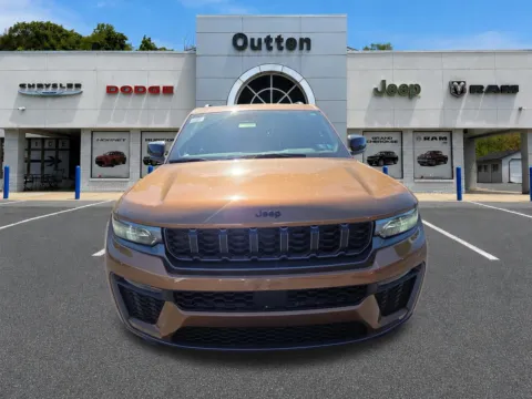 More photos of 2026 Jeep Grand Cherokee L Limited at Outten Chrysler Dodge Jeep RAM of Hamburg, PA