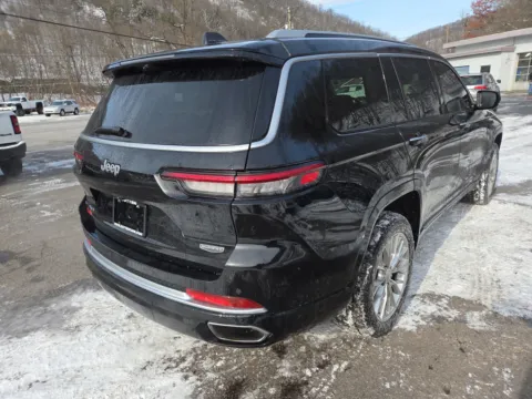 Another view of 2021 Jeep Grand Cherokee L Summit for sale in Hamburg, PA at Outten Chrysler Dodge Jeep RAM of Hamburg