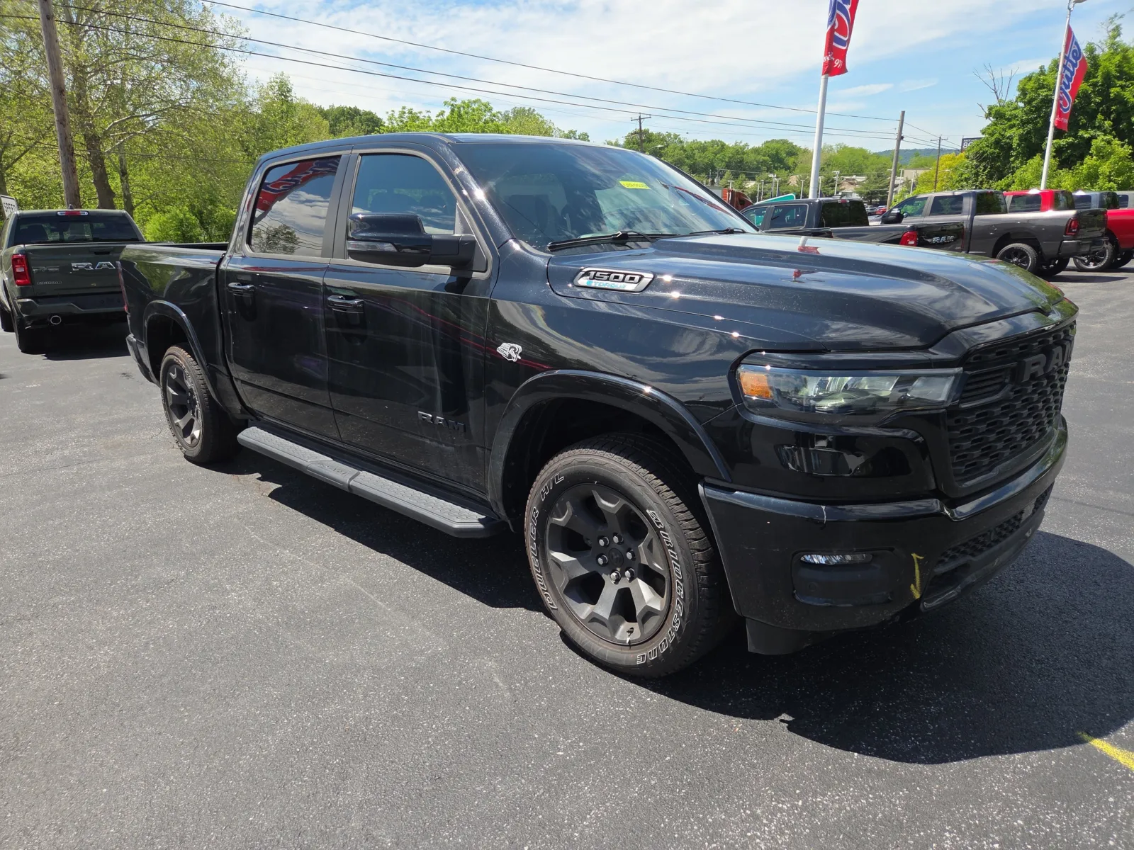 2026 RAM 1500 Big Horn/Lone Star 4x4 Crew Cab 5'7's photo