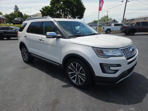 White 2016 Ford Explorer Platinum for sale in Hamburg, PA