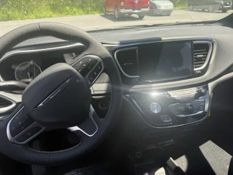 Another view of 2027 Chrysler Pacifica Select for sale in Hamburg, PA at Outten Chrysler Dodge Jeep RAM of Hamburg