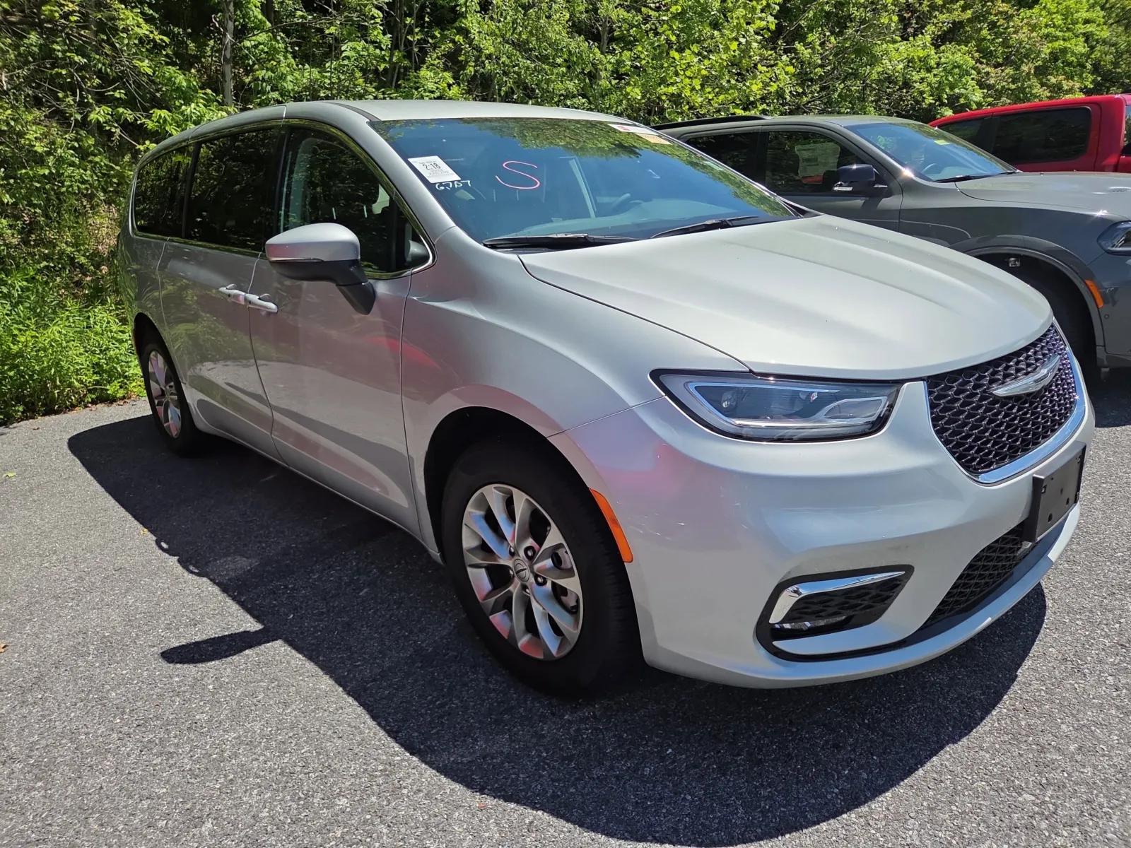 2023 Chrysler Pacifica Touring L for sale in Hamburg, PA