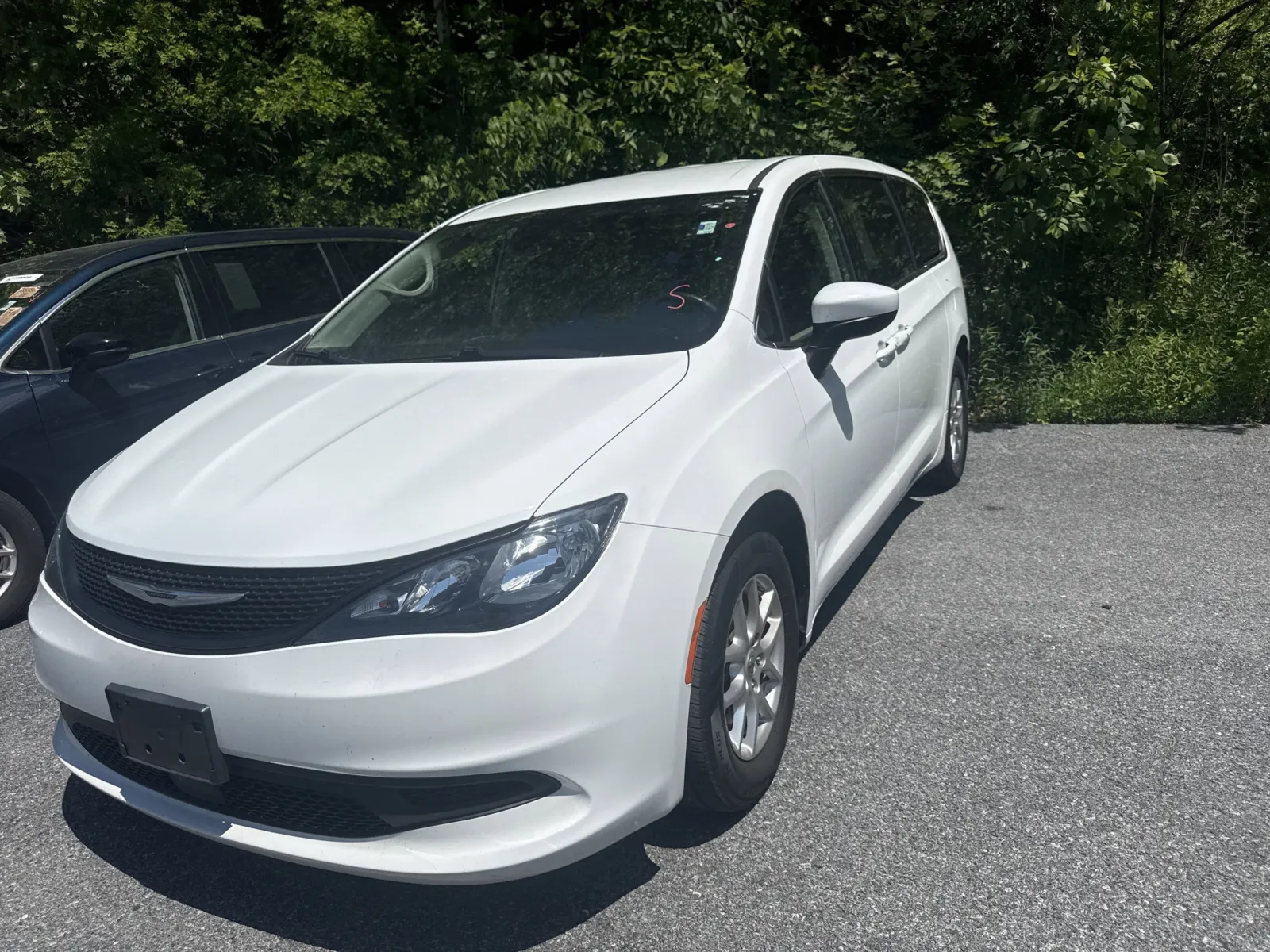 White 2022 Chrysler Voyager LX for sale in Hamburg, PA