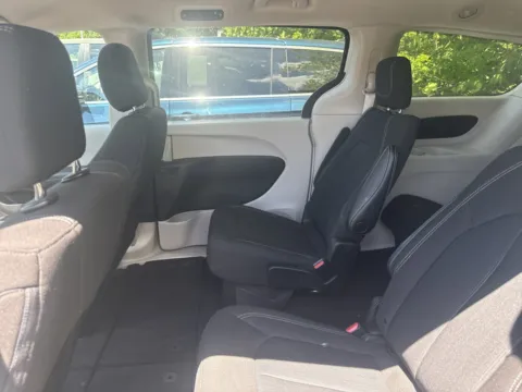 More photos of 2022 Chrysler Voyager LX at Outten Chrysler Dodge Jeep RAM of Hamburg, PA