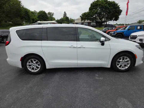 Photos of 2022 Chrysler Voyager LX for sale in Hamburg, PA at Outten Chrysler Dodge Jeep RAM of Hamburg
