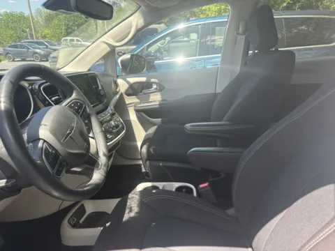 Photos of 2022 Chrysler Voyager LX for sale in Hamburg, PA at Outten Chrysler Dodge Jeep RAM of Hamburg