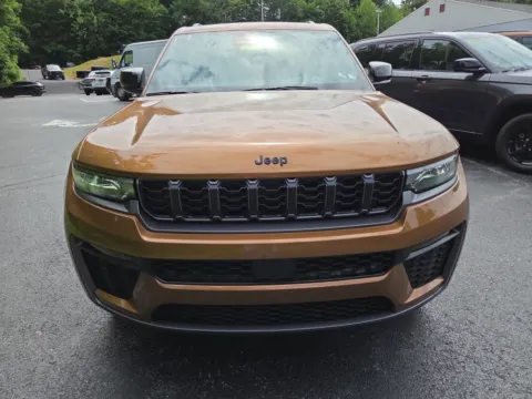 More photos of 2026 Jeep Grand Cherokee Limited at Outten Chrysler Dodge Jeep RAM of Hamburg, PA