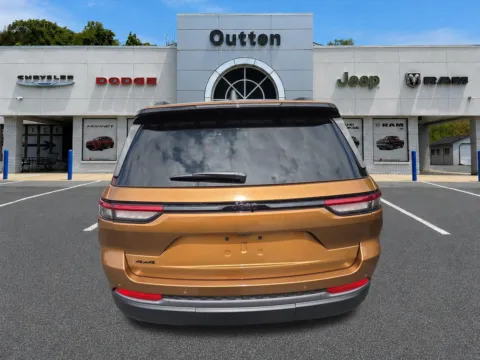 Another view of 2026 Jeep Grand Cherokee Limited for sale in Hamburg, PA at Outten Chrysler Dodge Jeep RAM of Hamburg