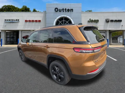 More photos of 2026 Jeep Grand Cherokee Limited at Outten Chrysler Dodge Jeep RAM of Hamburg, PA