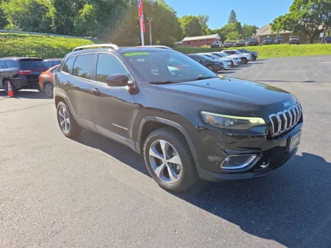 Black 2021 Jeep Cherokee Limited for sale in Hamburg, PA