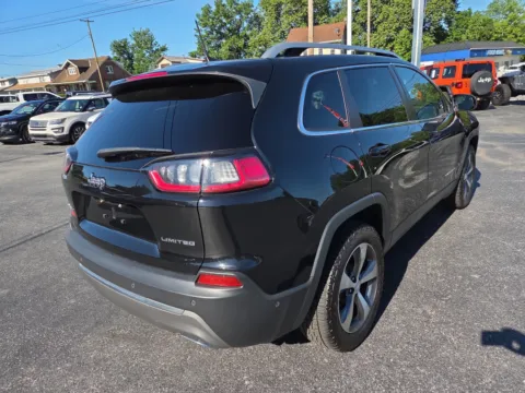 Another view of 2021 Jeep Cherokee Limited for sale in Hamburg, PA at Outten Chrysler Dodge Jeep RAM of Hamburg