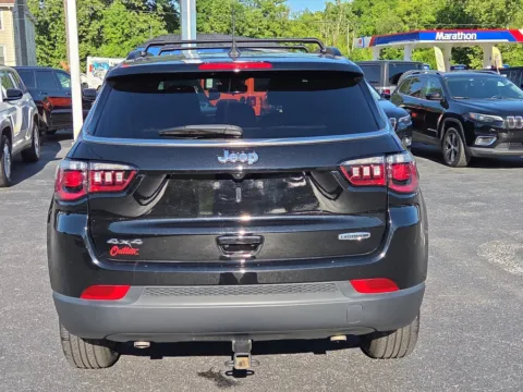 More photos of 2024 Jeep Compass Latitude Lux at Outten Chrysler Dodge Jeep RAM of Hamburg, PA