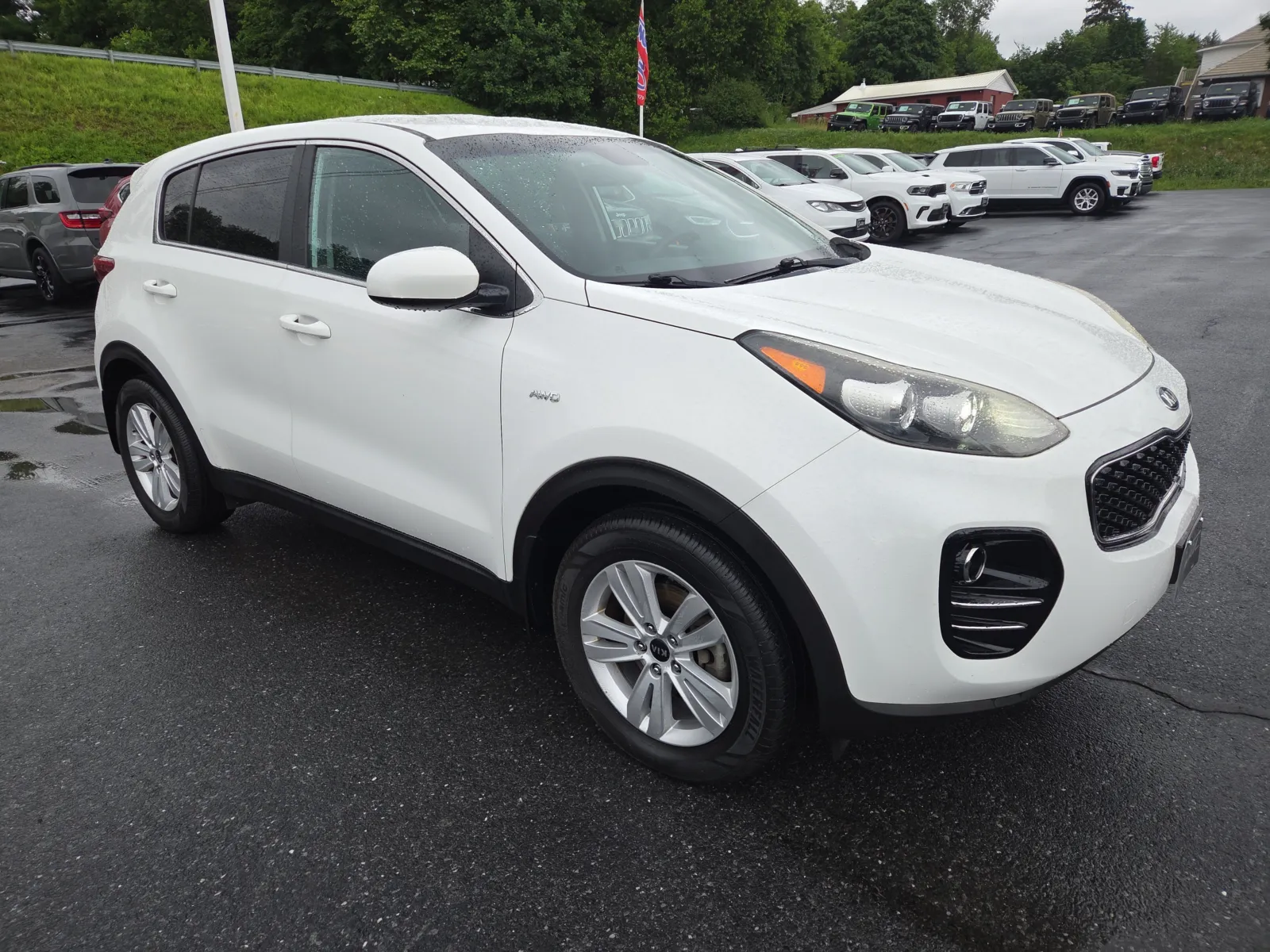 White 2018 Kia Sportage LX for sale in Hamburg, PA