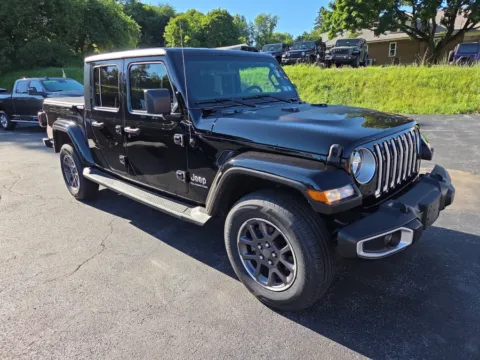 Black 2021 Jeep Gladiator Overland for sale in Hamburg, PA