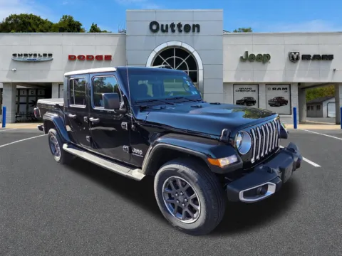 Black 2021 Jeep Gladiator Overland for sale in Hamburg, PA