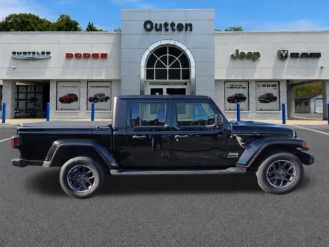 Photos of 2021 Jeep Gladiator Overland for sale in Hamburg, PA at Outten Chrysler Dodge Jeep RAM of Hamburg