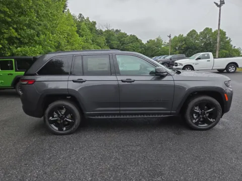 Photos of 2026 Jeep Grand Cherokee Limited for sale in Hamburg, PA at Outten Chrysler Dodge Jeep RAM of Hamburg