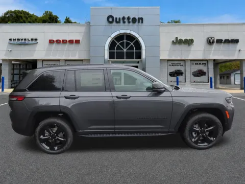 Photos of 2026 Jeep Grand Cherokee Limited for sale in Hamburg, PA at Outten Chrysler Dodge Jeep RAM of Hamburg