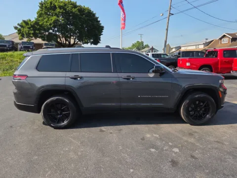 Photos of 2021 Jeep Grand Cherokee L for sale in Hamburg, PA at Outten Chrysler Dodge Jeep RAM of Hamburg