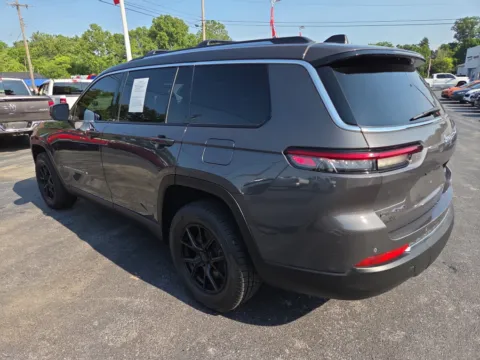 More photos of 2021 Jeep Grand Cherokee L at Outten Chrysler Dodge Jeep RAM of Hamburg, PA
