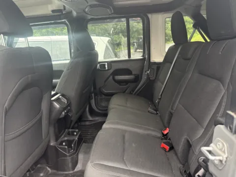 More photos of 2018 Jeep Wrangler Unlimited at Outten Chrysler Dodge Jeep RAM of Hamburg, PA