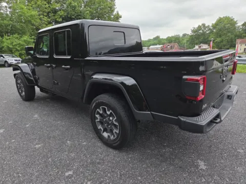 More photos of 2026 Jeep Gladiator Sahara at Outten Chrysler Dodge Jeep RAM of Hamburg, PA