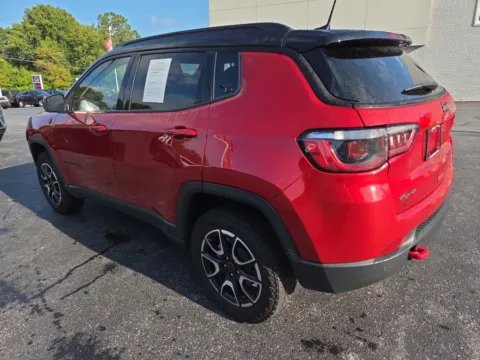 More photos of 2025 Jeep Compass Trailhawk at Outten Chrysler Dodge Jeep RAM of Hamburg, PA