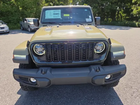 More photos of 2026 Jeep Gladiator Willys at Outten Chrysler Dodge Jeep RAM of Hamburg, PA