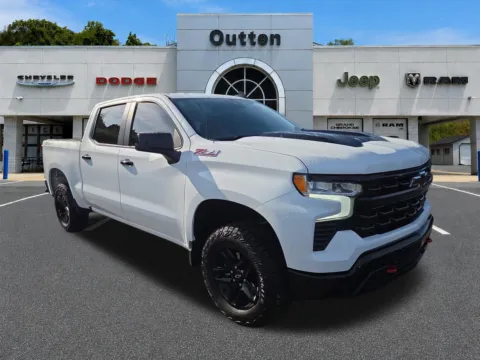 White 2024 Chevrolet Silverado 1500 LT Trail Boss for sale in Hamburg, PA