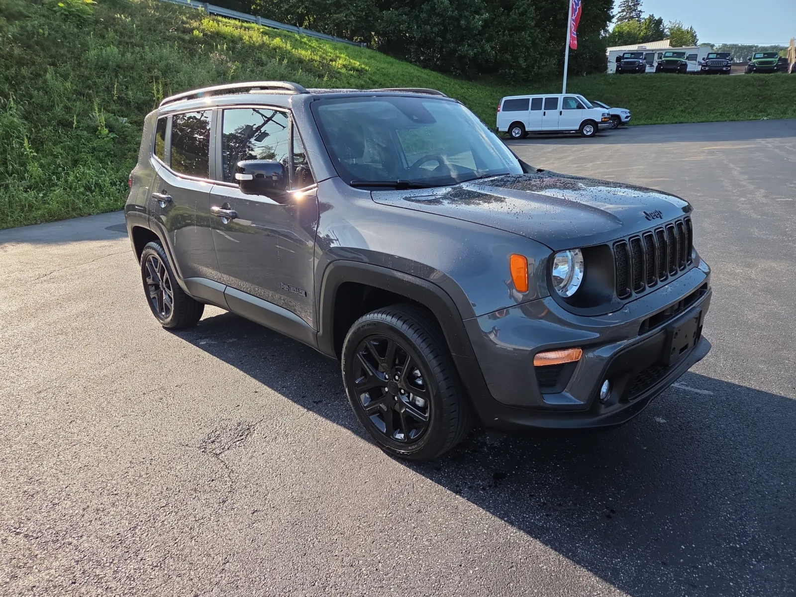 Gray 2023 Jeep Renegade Altitude for sale in Hamburg, PA