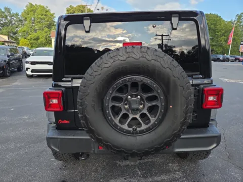 More photos of 2022 Jeep Wrangler Unlimited High Tide at Outten Chrysler Dodge Jeep RAM of Hamburg, PA