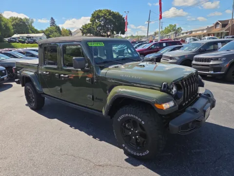 Green 2022 Jeep Gladiator Willys for sale in Hamburg, PA