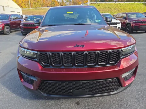 More photos of 2025 Jeep Grand Cherokee Altitude X at Outten Chrysler Dodge Jeep RAM of Hamburg, PA