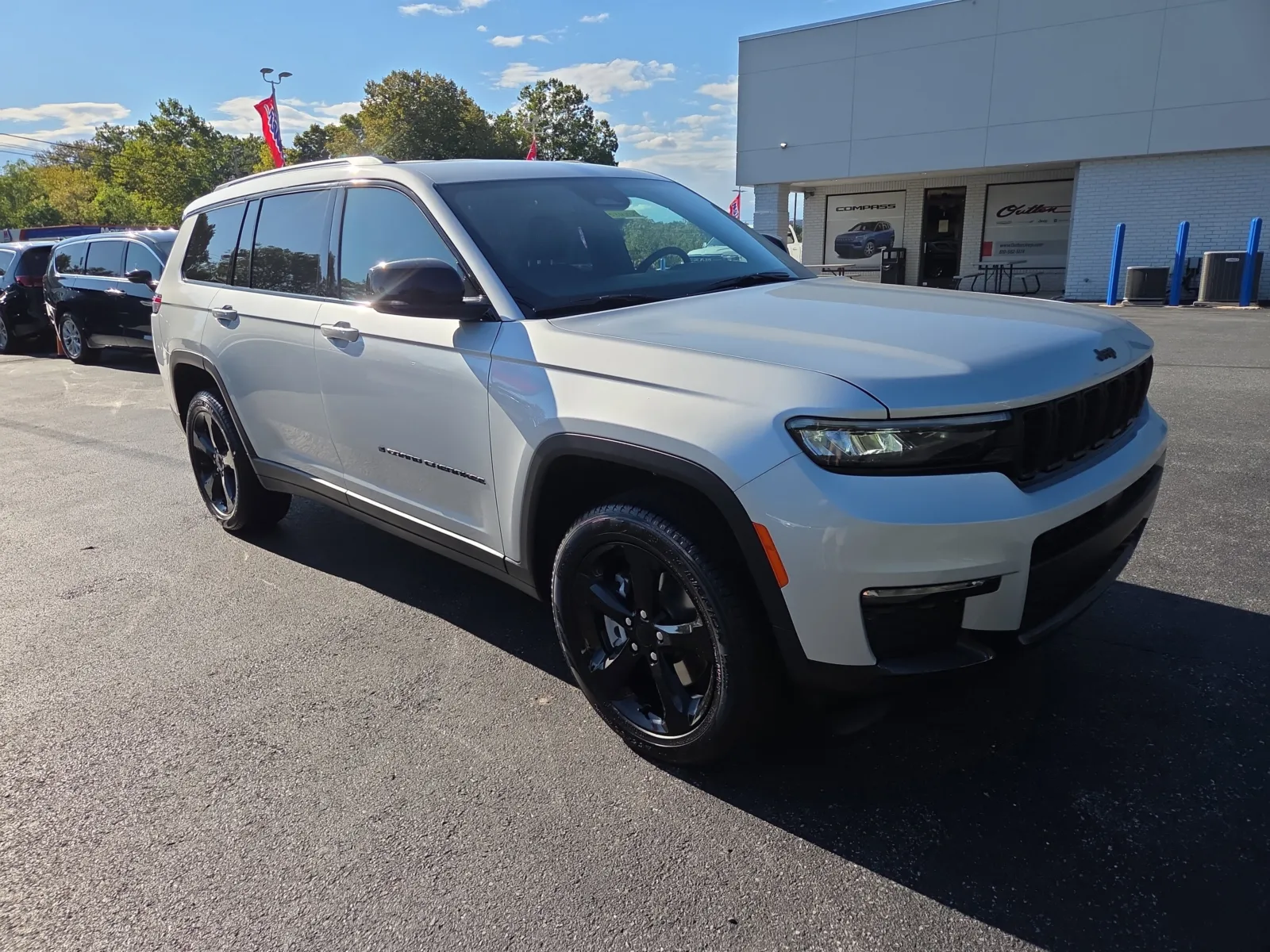 2025 Jeep Grand Cherokee L Limited's photo