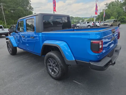 More photos of 2025 Jeep Gladiator Sport S at Outten Chrysler Dodge Jeep RAM of Hamburg, PA
