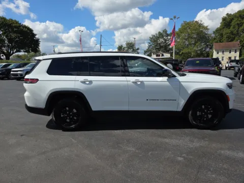 Photos of 2025 Jeep Grand Cherokee L Altitude X for sale in Hamburg, PA at Outten Chrysler Dodge Jeep RAM of Hamburg