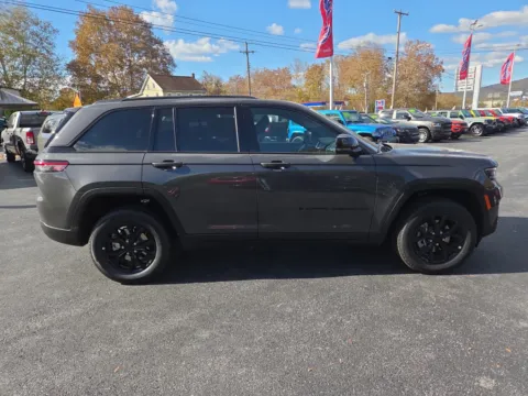 Photos of 2025 Jeep Grand Cherokee for sale in Hamburg, PA at Outten Chrysler Dodge Jeep RAM of Hamburg