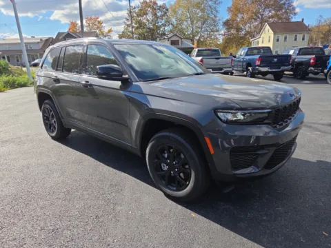 Gray 2025 Jeep Grand Cherokee for sale in Hamburg, PA