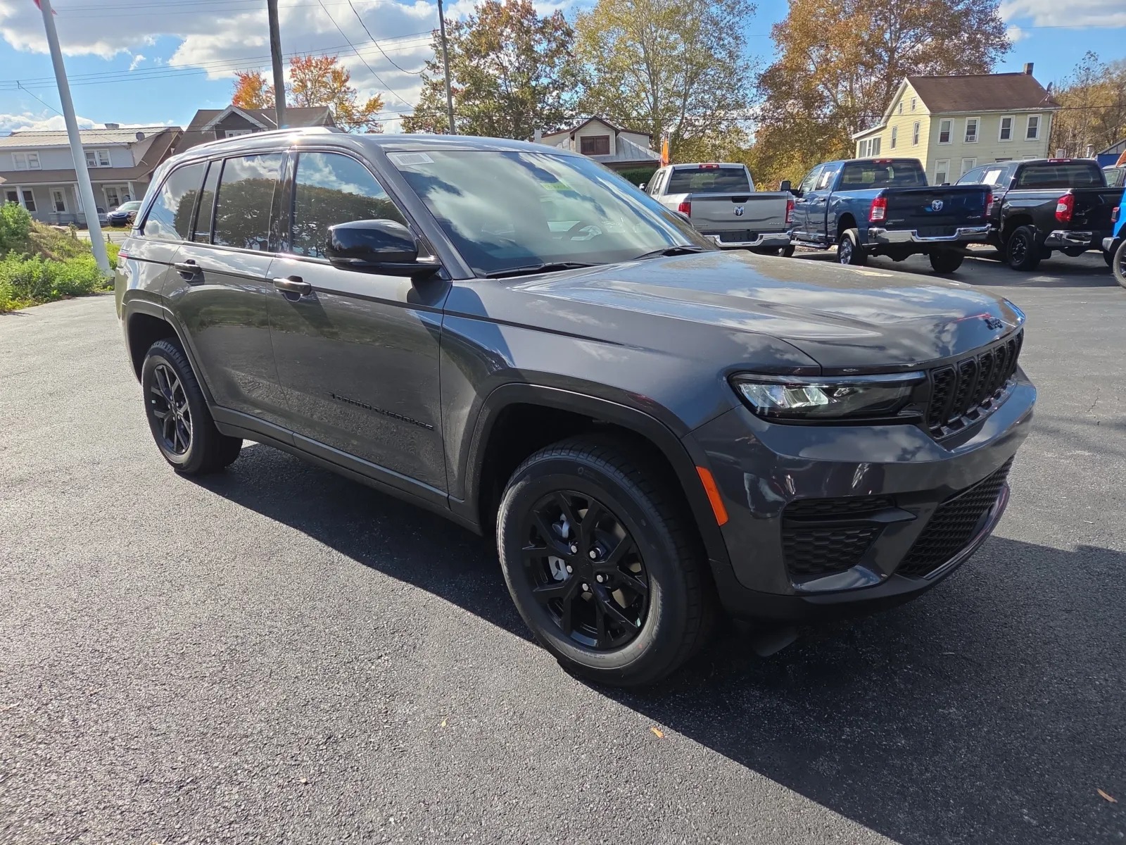 Gray 2025 Jeep Grand Cherokee for sale in Hamburg, PA
