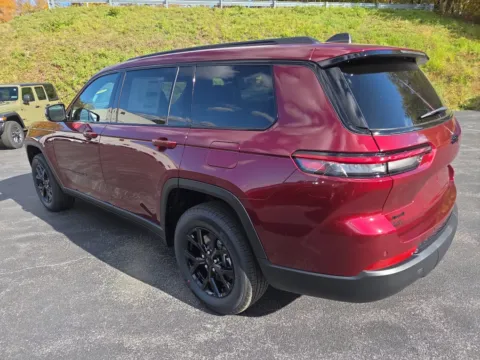 More photos of 2025 Jeep Grand Cherokee L Altitude X at Outten Chrysler Dodge Jeep RAM of Hamburg, PA